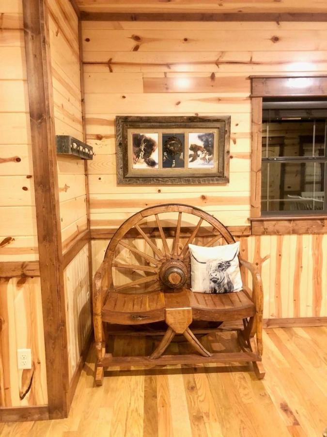 Stone Mountain Lodge 5000Sqft 6 Bed Game Room Pool Table Hot Tub ブロークン・ボウ エクステリア 写真