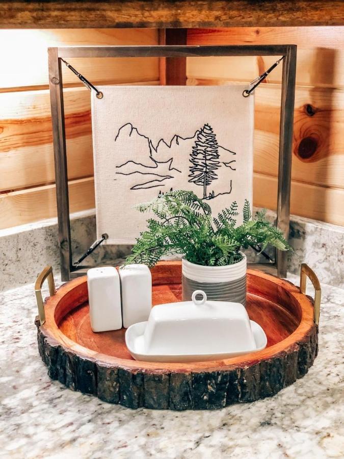 Stone Mountain Lodge 5000Sqft 6 Bed Game Room Pool Table Hot Tub ブロークン・ボウ エクステリア 写真