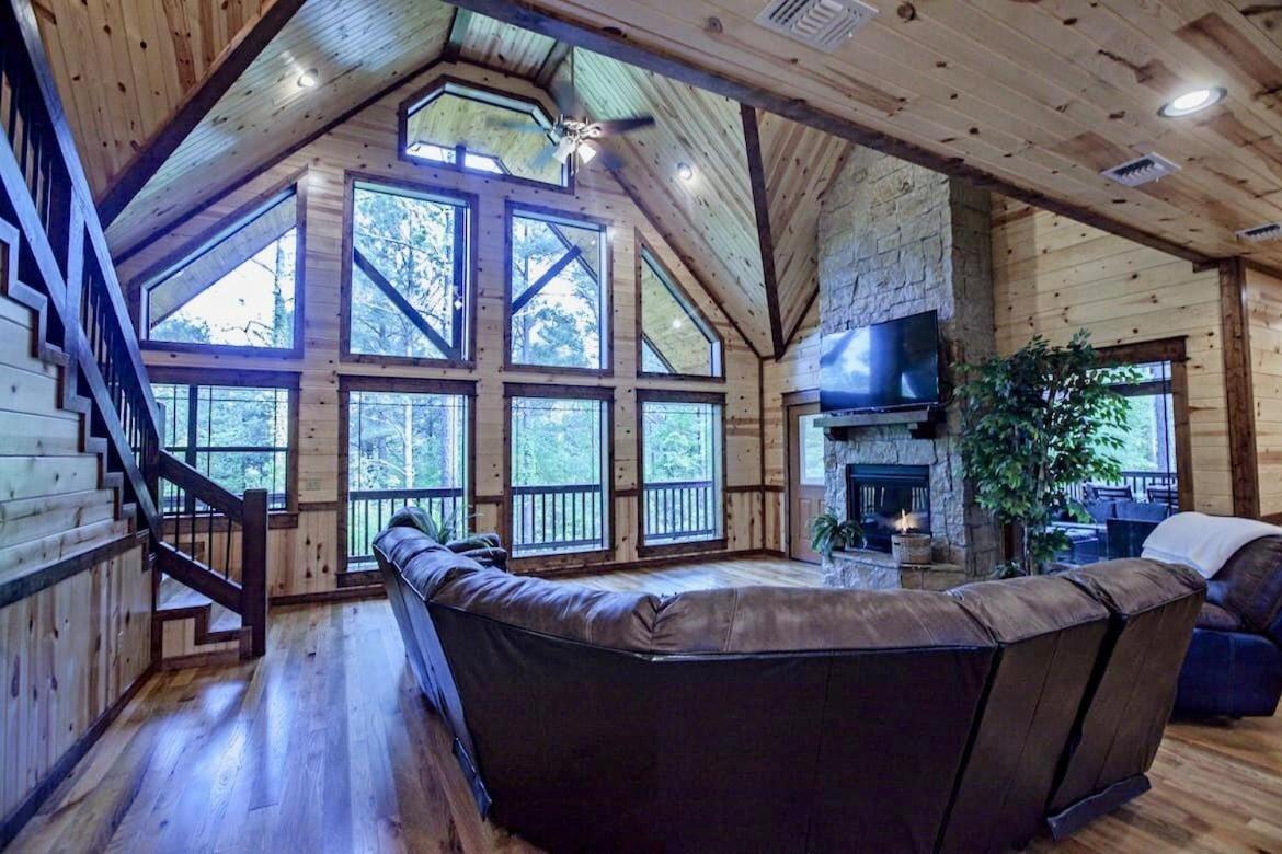 Stone Mountain Lodge 5000Sqft 6 Bed Game Room Pool Table Hot Tub ブロークン・ボウ エクステリア 写真